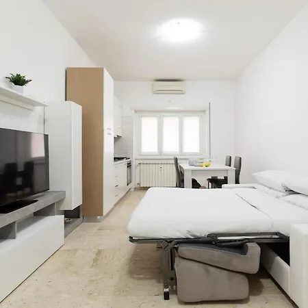 Daire Garbatella Moderno Relax E Comfort