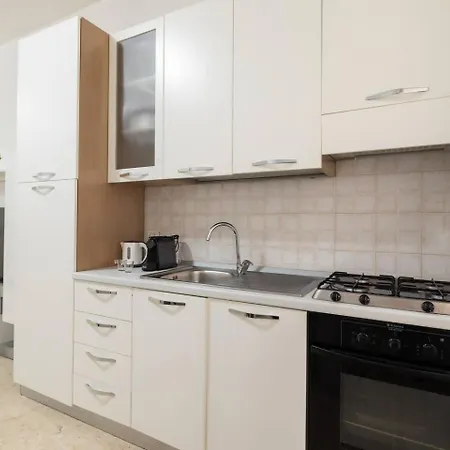 Appartamento Moderno - Garbatella - Metro B Rom